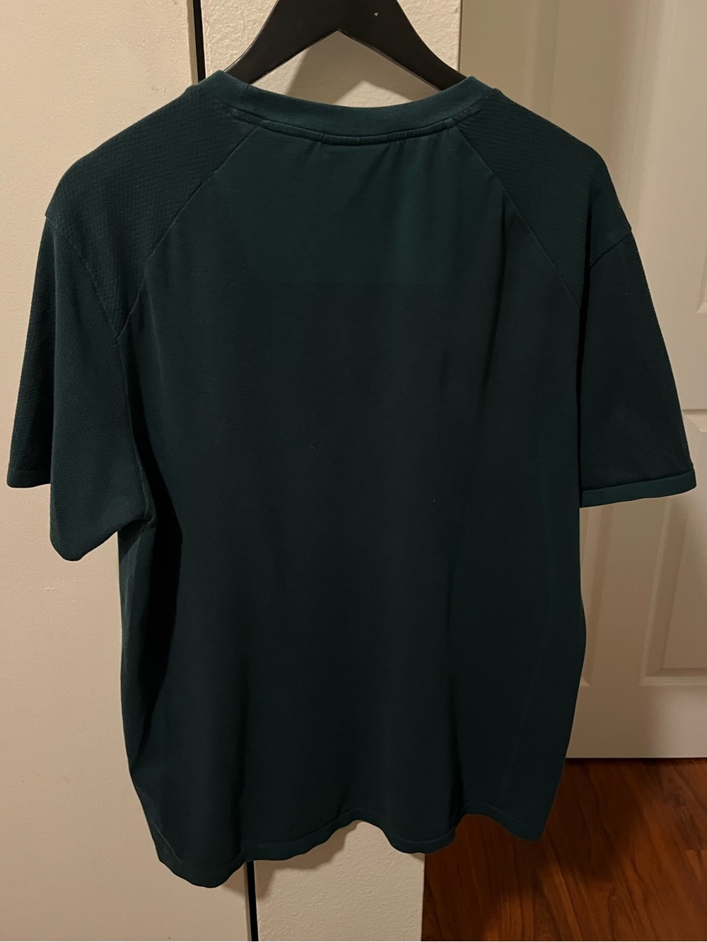 Lacoste Men’s Deep Green Short Sleeve Crew T-Shirt - Picture 4 of 7
